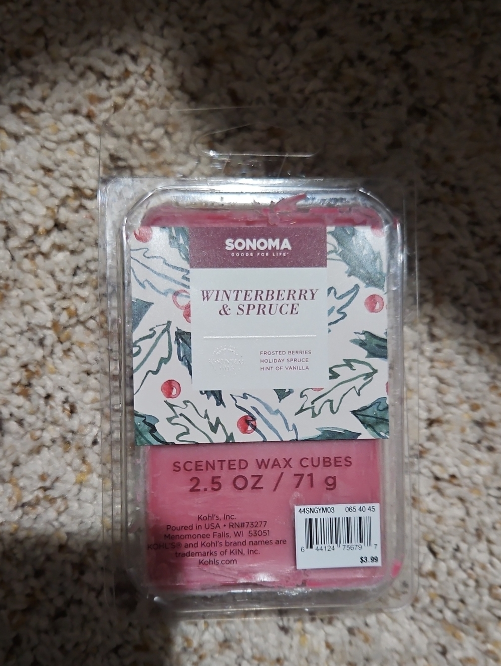 SONOMA Winterberry & Spruce Wax Melt Cubes